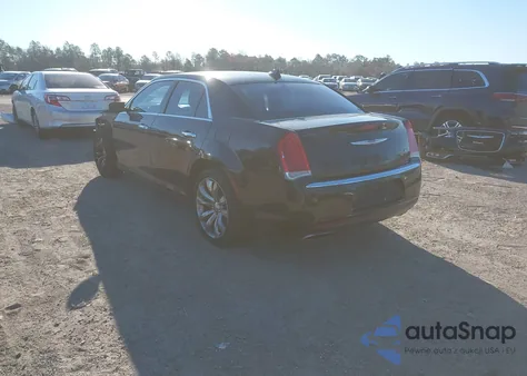 2018 Chrysler 300 Limited z USA, uszkodzony, nr VIN 2C3CCAEGXJH140140